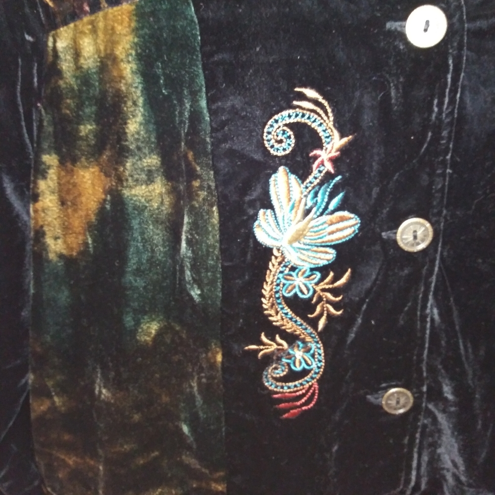 Vintage White Stag Black Velvet Asian Inspired Patchwork Embroidered Jacket - Picture 3 of 8